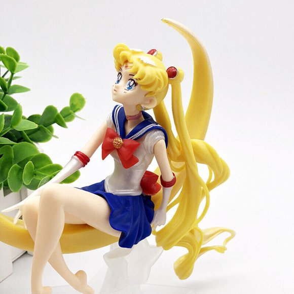 Sailor Moon Tsukino Usagi Anime Action Figure Toy SOLD - Picture 1 of 4